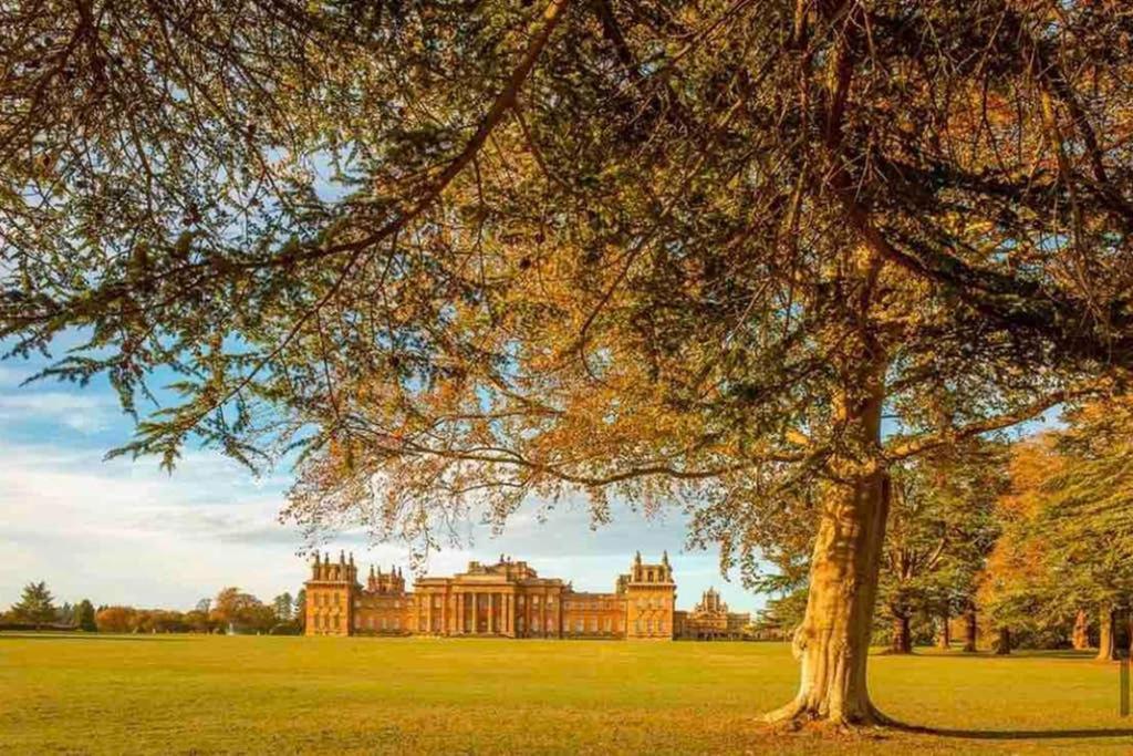 Oxfordshire Living - The Churchill Apartment - Вудсток Экстерьер фото